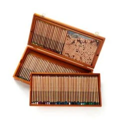DERWENT | LIGHTFAST Wooden Gift Box — 100 Pencils